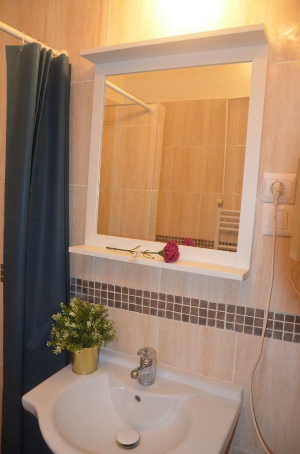 No. 11 Apartment With 2 Bathrooms Next To Railway Station Budapest Ngoại thất bức ảnh