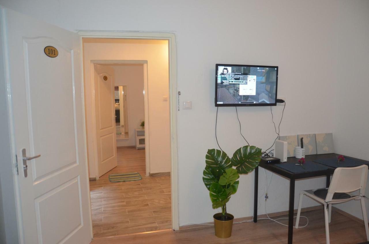 No. 11 Apartment With 2 Bathrooms Next To Railway Station Budapest Ngoại thất bức ảnh
